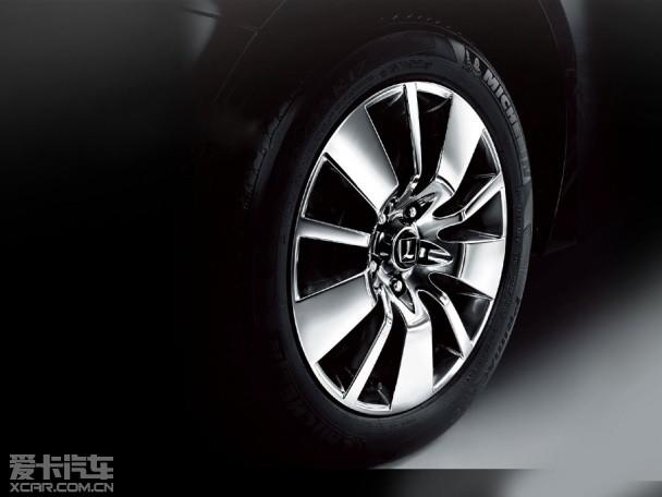 2015�����ǽݴ�7 MPV���� 19.8-27.8��