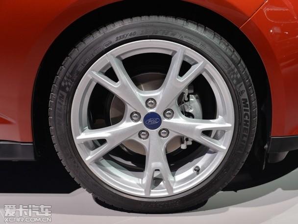 �����¿�C-MAX���賵չ���� �����