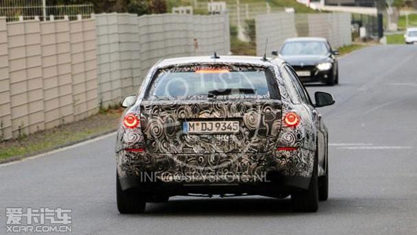 ������һ��5ϵ���а泵�͵���