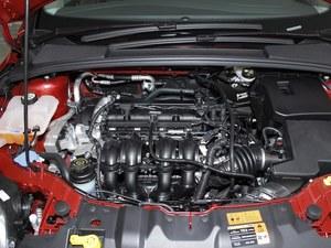 福克斯三厢优惠1.9万元 置换补贴7500元