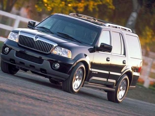 ���ͷ����SUV �ֿ��캽Ա����12��Ԫ