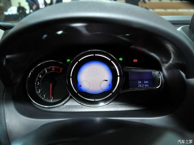 雷诺 风朗 2015款 2.0L 豪华导航版