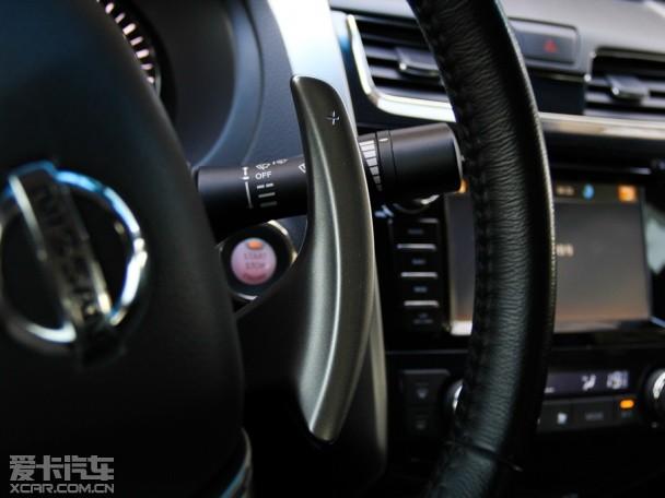 东风日产2013款天籁