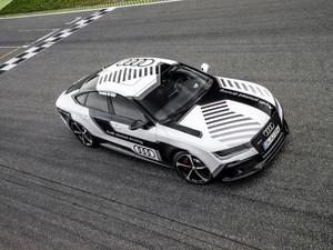 �µ�RS �µ�RS 7 2015�� Sportback Piloted Driving Concept