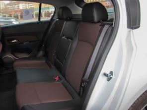 �Ϻ�ͨ��ѩ����2013���³���Ʊ�