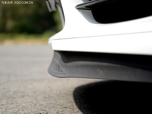 德系技术杰作 试驾保时捷911 Turbo S