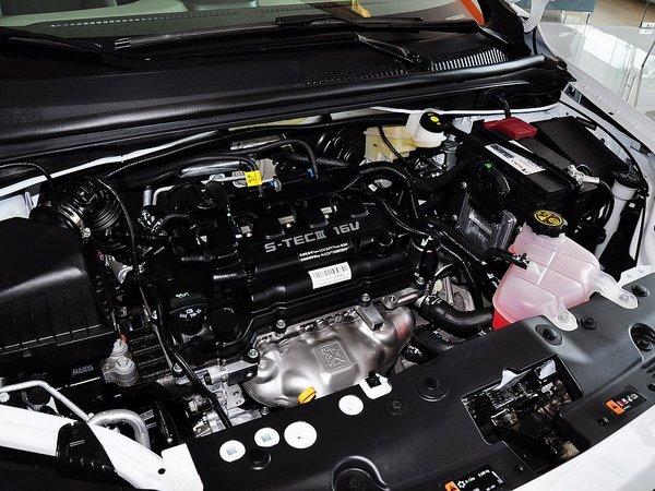 重庆爱唯欧三厢优惠10万元有少量现车