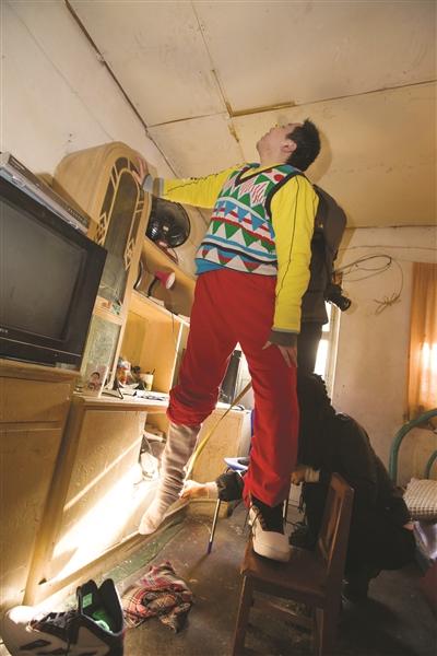 前往连云港之前,袁帆与记者的聊天截图.