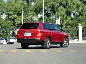 广汽丰田 2.7L 自动 车辆右侧尾部视角