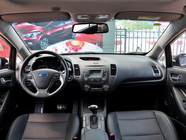 东风悦达起亚 1.6L AT 中控台整体