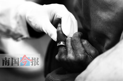 ��ָ����̫�����˺�ʹ���� ����Ա���豸ȡ�½�ָ