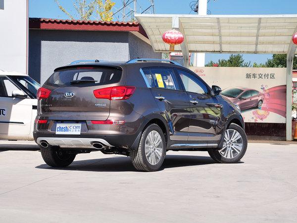 东风悦达起亚 2.0L 自动 车辆右侧尾部视角