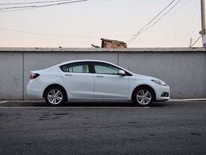 雪佛兰 1.5L 手动 车辆正右侧