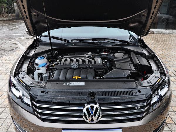 上海大众 3.0L V6 DSG 发动机局部特写