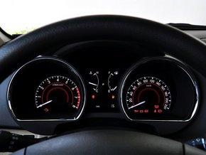 广汽丰田 3.5L 自动 方向盘后方仪表盘