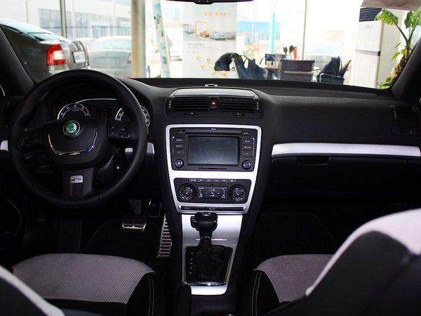 斯柯达 RS 2.0T 中控台整体