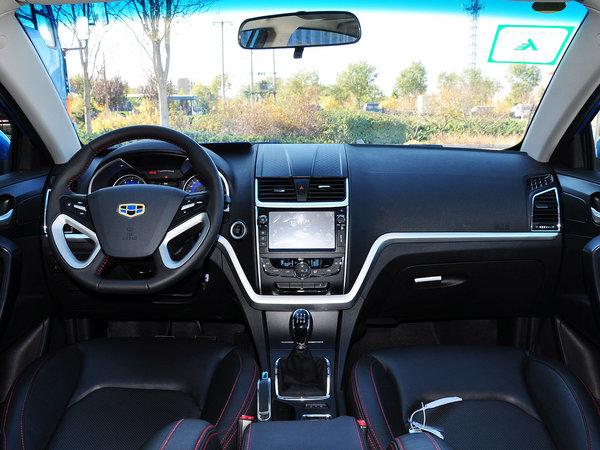 吉利汽车 两厢 1.5L 手动 中控台整体