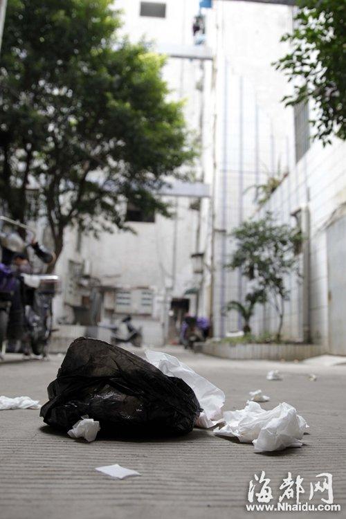 ����˫���´�߿���������Ů��ͷ ������������