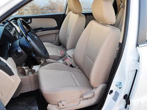 �����ô����� 2.0 GL ��ʻϯ����ǰ45����ͼ