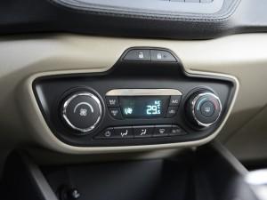 �������� ���˹ 2015�� 1.5L �Զ�ʱ����