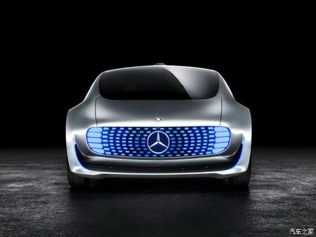 () F 015 2015 Luxury in Motion concept