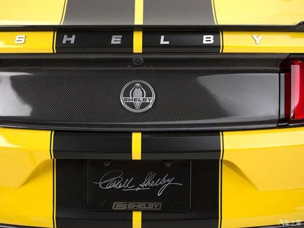 () Ұ 2015 Shelby GT