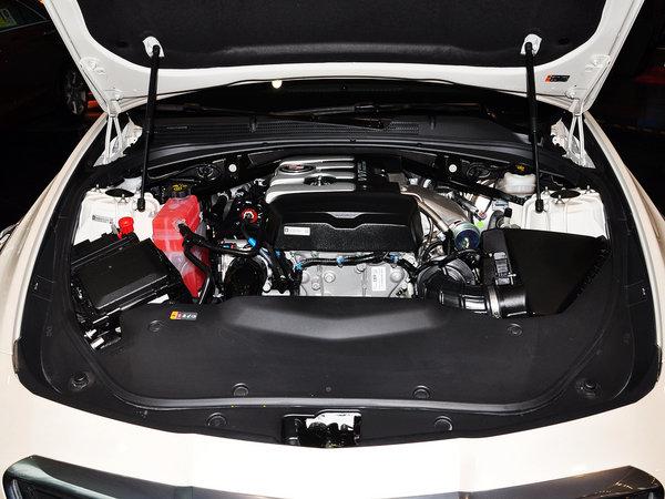 凯迪拉克(进口) 28T 发动机局部特写