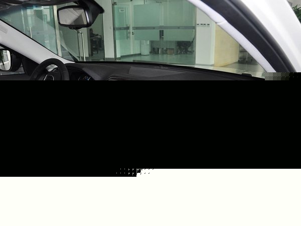 北京汽车(绅宝) 2.0T 自动 中控台右侧