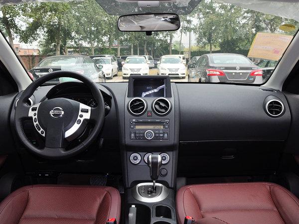 东风日产 2.0L CVT 中控台整体