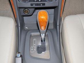 雪佛兰 1.8L 自动 挂档把手特写