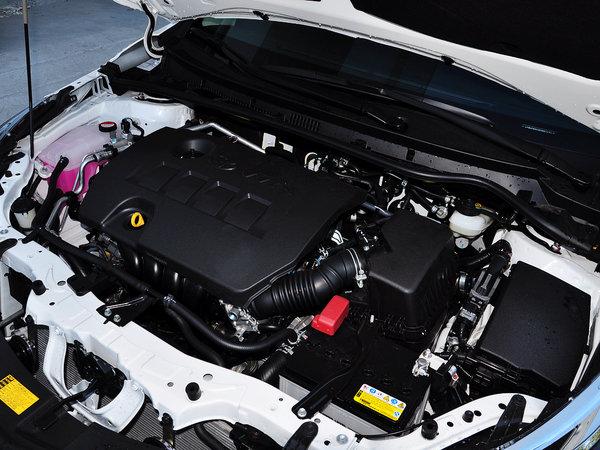 一汽丰田 1.6L CVT 发动机主体特写