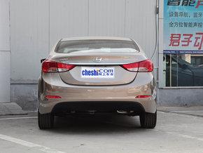 北京现代 1.6L 自动 车辆正后方尾部视角