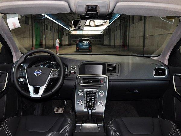 沃尔沃(进口) 2.0T 自动 中控台整体