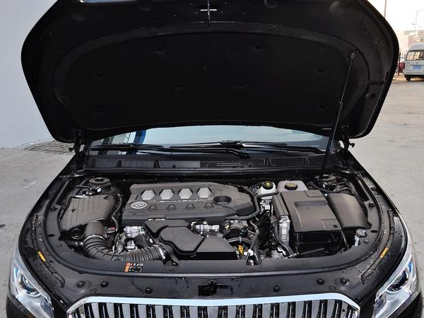 别克 2.4L SIDI 自动 发动机局部特写