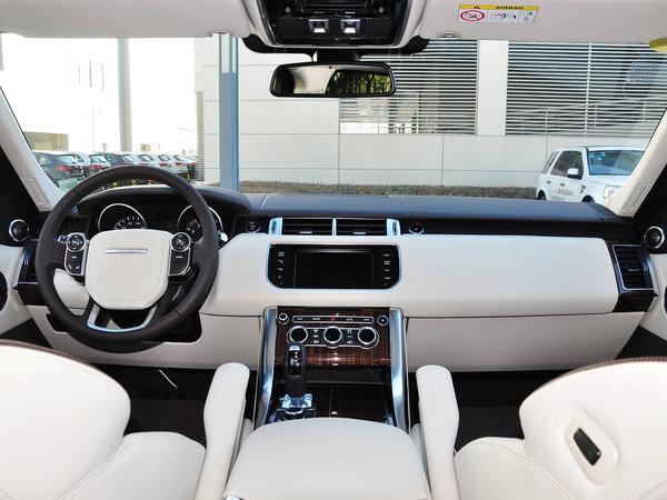 路虎 3.0 V6 中控台整体