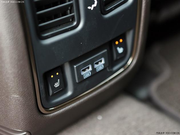 ˭�Ǳ�ѩԶ�м� �Ա��Լݴ���ŵ��/;��