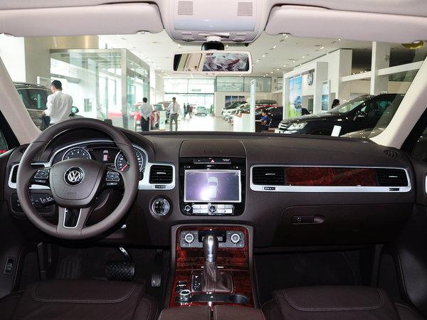 ����(����) 3.0TSI �п�̨����