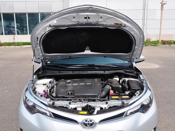 广汽丰田 1.8GS CVT 发动机局部特写