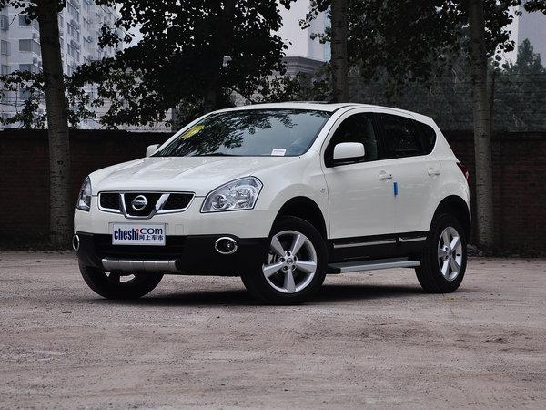 东风日产 2.0L CVT 车辆左前45度视角