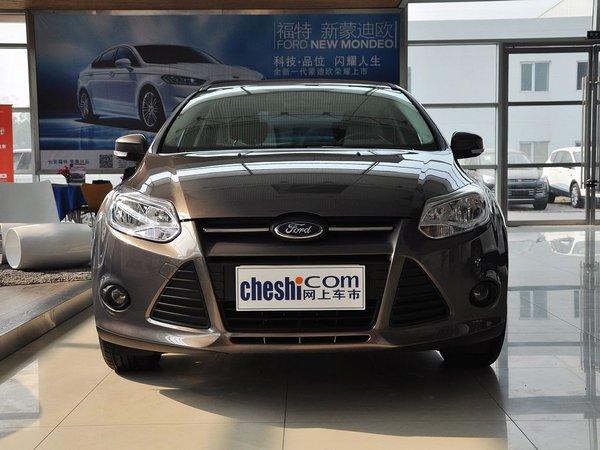 长安福特 三厢 1.6L DCT 车头正面视角