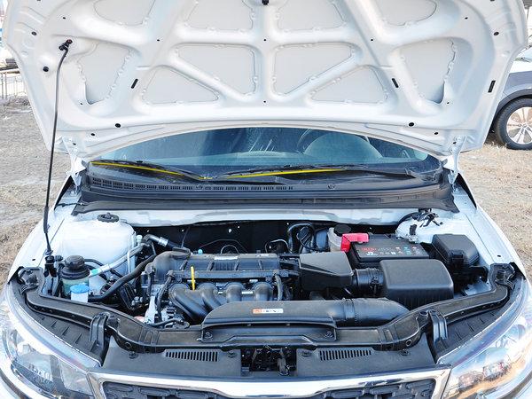 东风悦达起亚 1.6L 手动 发动机局部特写