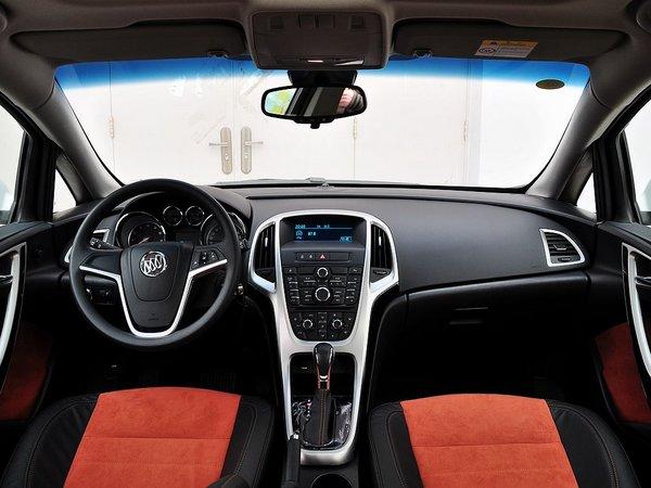 ��� XT 1.6T �Զ� �п�̨����