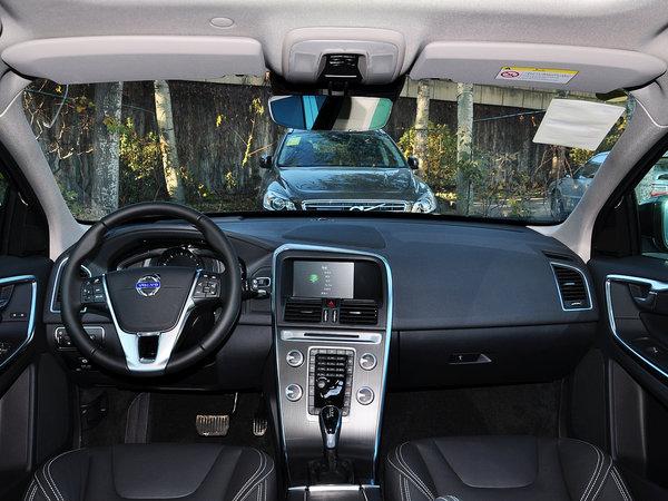 沃尔沃亚太 2.0T 中控台整体