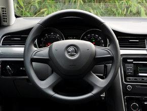 斯柯达 1.4T DSG 方向盘整体
