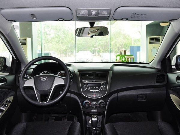 �����ִ� 1.4L �Զ� �п�̨����