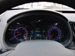 比亚迪 1.5TID 自动 方向盘后方仪表盘