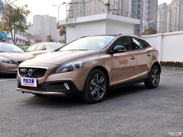 �ֶ���(����) �ֶ���V40 2015�� Cross Country 2.0T T5 AWD �����