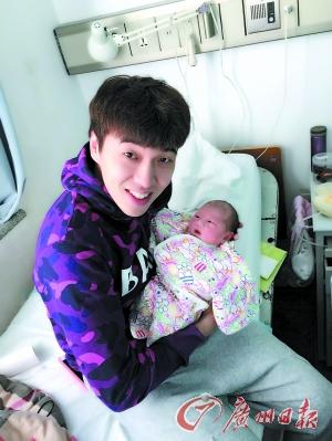 曾令旭喜得羊女成晒娃狂魔妻子是清华同学图