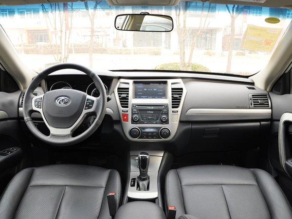 ������� 2.0 CVT �п�̨����