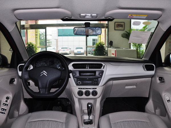 ����ѩ���� 1.6L �Զ� �п�̨����